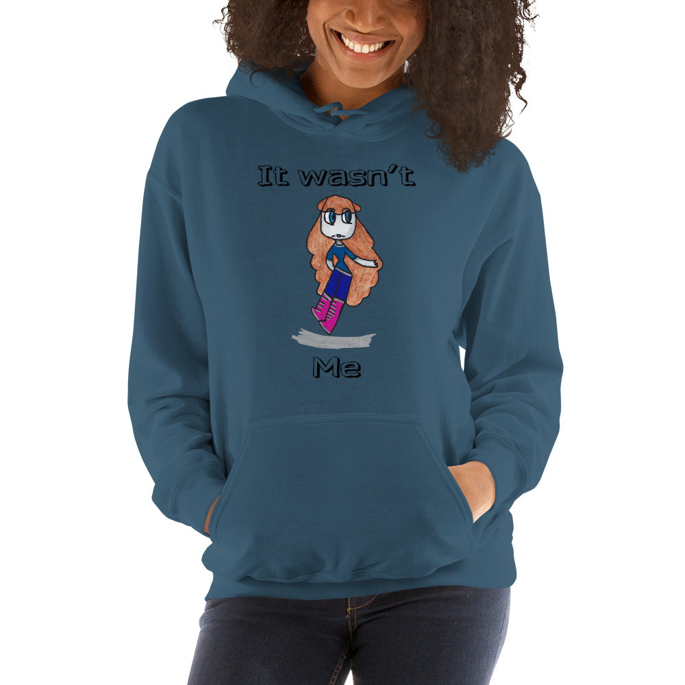 Women's Hoodies Heavy Blend Hooded Sweatshirt. It wasn't me. (black lettering) ©